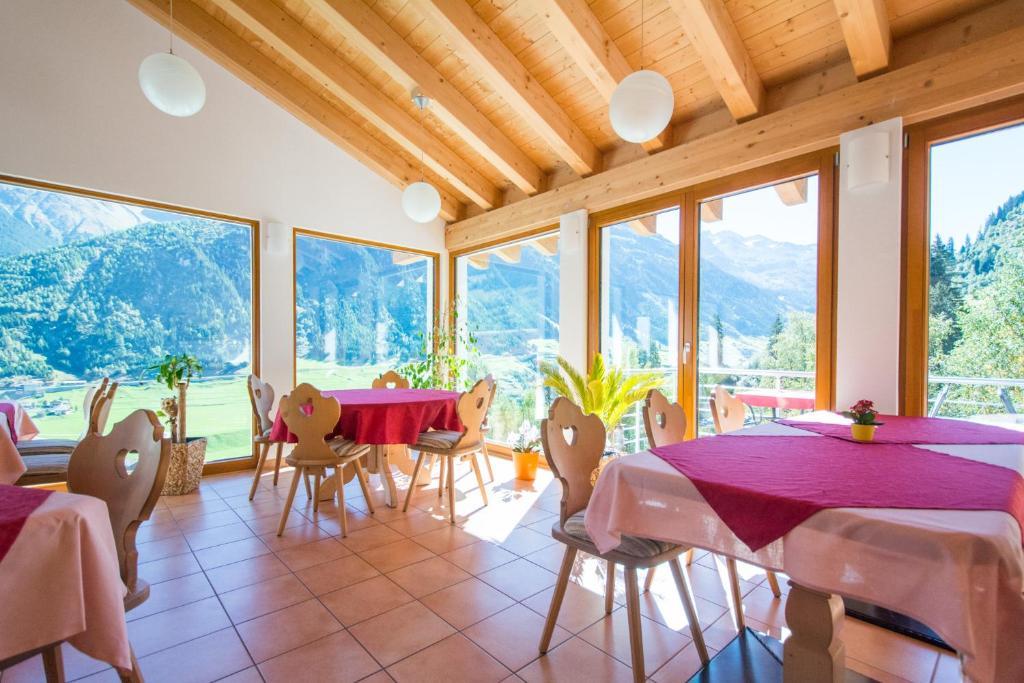 Hotel Cuntera Curaglia Exterior photo